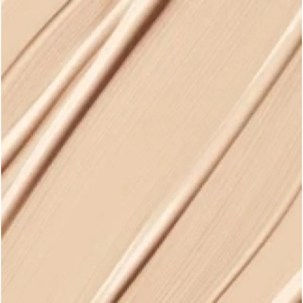 REALHER I Am Extraordinary Foundation - Light